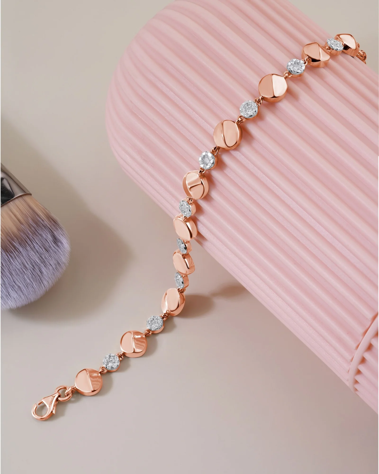 Saturnn LGD diamond jewellery craftsmanship