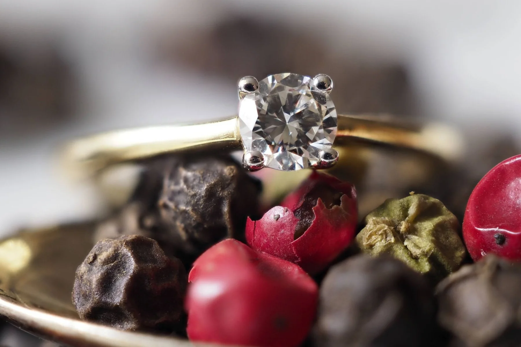 Saturnn LGD diamond jewellery detail